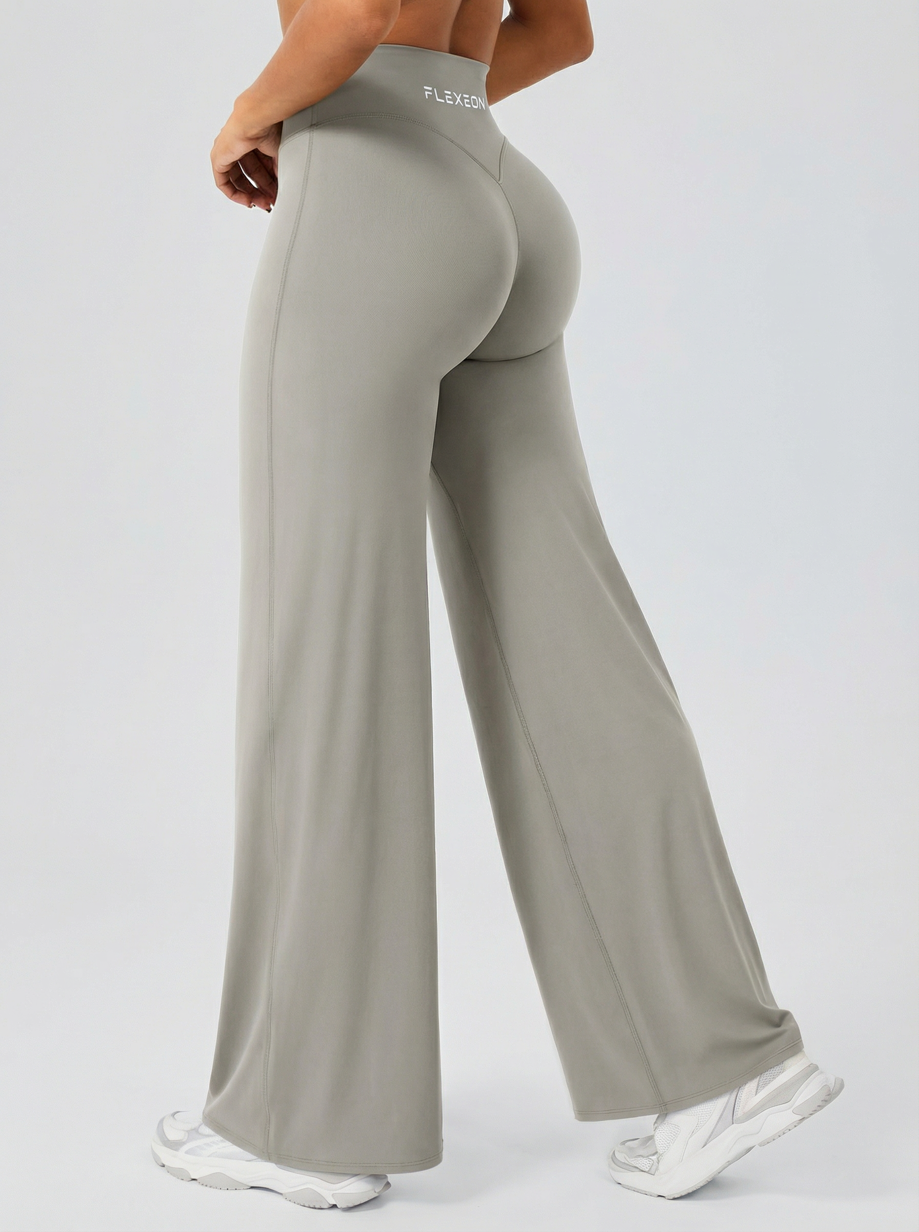 AURA FLXSCULPT™ V-Waist Flare Legginsy — Dune